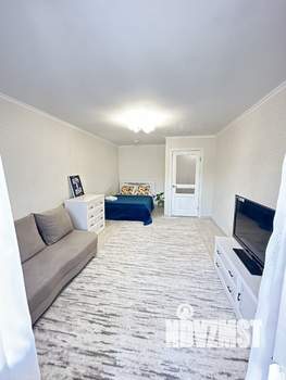 1-к квартира, посуточно, 40м2, 2/14 этаж