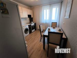1-к квартира, посуточно, 37м2, 6/9 этаж