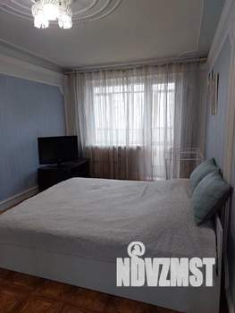 1-к квартира, посуточно, 35м2, 3/10 этаж