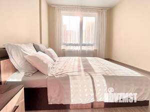 1-к квартира, посуточно, 56м2, 1/1 этаж