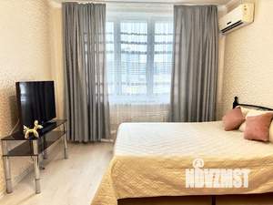 1-к квартира, посуточно, 45м2, 12/18 этаж