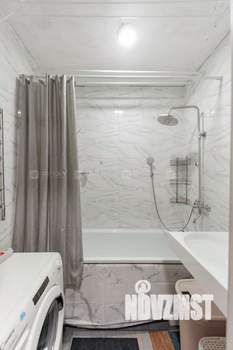 2-к квартира, вторичка, 52м2, 1/10 этаж