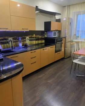 2-к квартира, вторичка, 63м2, 13/15 этаж