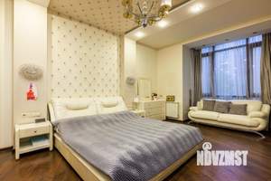 3-к квартира, вторичка, 131м2, 3/8 этаж