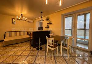 2-к квартира, вторичка, 53м2, 3/10 этаж