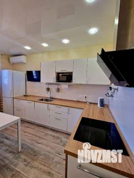 2-к квартира, вторичка, 74м2, 9/19 этаж