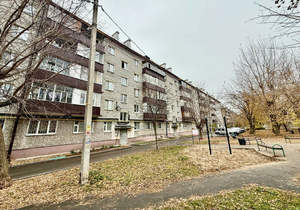 2-к квартира, вторичка, 43м2, 3/5 этаж