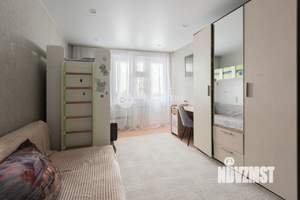 4-к квартира, вторичка, 93м2, 9/9 этаж