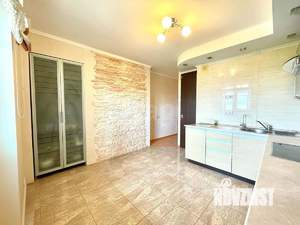 3-к квартира, вторичка, 90м2, 6/14 этаж