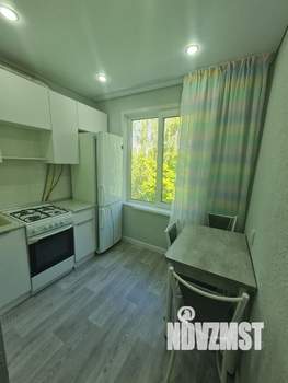 3-к квартира, вторичка, 58м2, 5/5 этаж