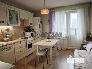 2-к квартира, вторичка, 64м2, 2/18 этаж