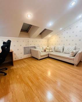 3-к квартира, вторичка, 94м2, 6/6 этаж