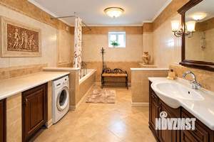 4-к квартира, вторичка, 158м2, 3/4 этаж