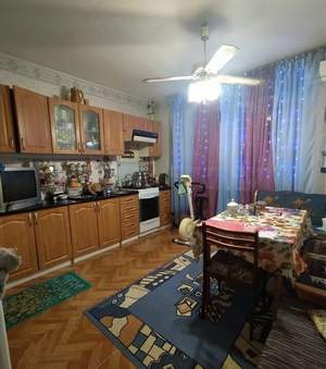 3-к квартира, вторичка, 68м2, 8/10 этаж