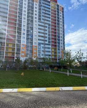 3-к квартира, вторичка, 74м2, 16/23 этаж