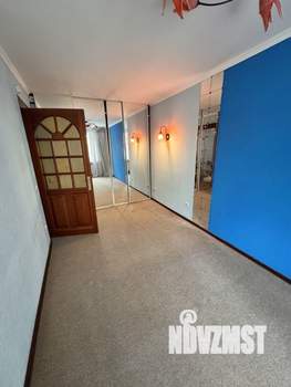 3-к квартира, вторичка, 61м2, 1/5 этаж
