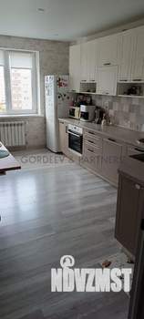 3-к квартира, вторичка, 77м2, 8/18 этаж