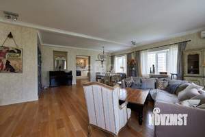 4-к квартира, вторичка, 193м2, 4/6 этаж