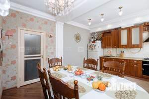 3-к квартира, вторичка, 114м2, 2/4 этаж