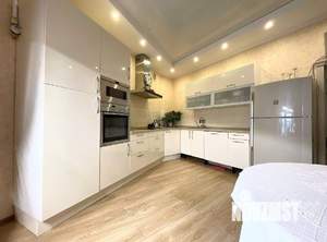 2-к квартира, вторичка, 71м2, 2/5 этаж