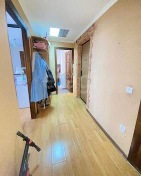 2-к квартира, вторичка, 50м2, 9/9 этаж