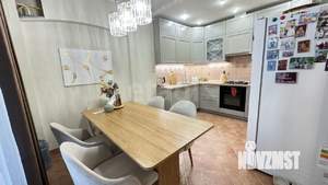 3-к квартира, вторичка, 82м2, 3/8 этаж