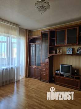 4-к квартира, вторичка, 140м2, 8/10 этаж
