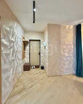 1-к квартира, вторичка, 42м2, 9/9 этаж