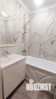 2-к квартира, вторичка, 53м2, 1/10 этаж