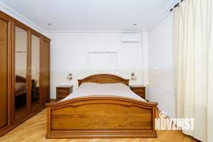2-к квартира, вторичка, 112м2, 2/5 этаж