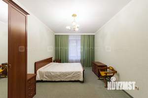 4-к квартира, вторичка, 201м2, 1/5 этаж