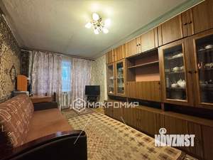 2-к квартира, вторичка, 42м2, 4/5 этаж