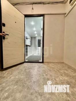 Студия квартира, вторичка, 12м2, 1/9 этаж