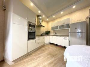 2-к квартира, вторичка, 71м2, 2/5 этаж