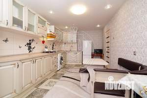 4-к квартира, вторичка, 121м2, 2/10 этаж