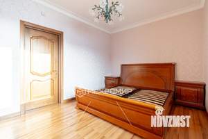 4-к квартира, вторичка, 125м2, 2/4 этаж