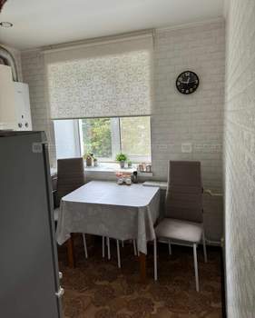 2-к квартира, вторичка, 42м2, 3/5 этаж