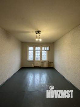 3-к квартира, вторичка, 60м2, 5/5 этаж