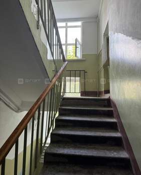 2-к квартира, вторичка, 42м2, 3/5 этаж