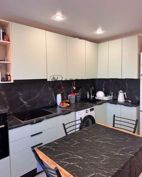 2-к квартира, вторичка, 64м2, 10/16 этаж