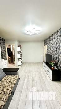 2-к квартира, вторичка, 43м2, 1/5 этаж