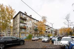 2-к квартира, вторичка, 46м2, 1/5 этаж