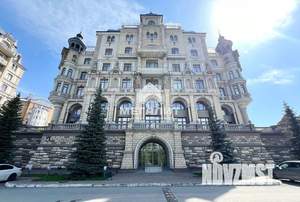 3-к квартира, вторичка, 264м2, 7/8 этаж