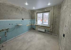 3-к квартира, вторичка, 63м2, 1/9 этаж