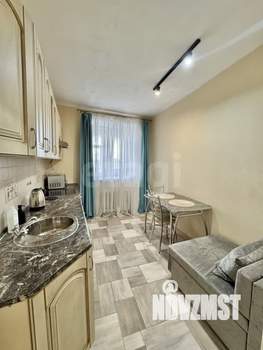 1-к квартира, вторичка, 42м2, 9/9 этаж