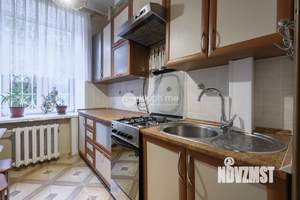 2-к квартира, вторичка, 52м2, 1/5 этаж