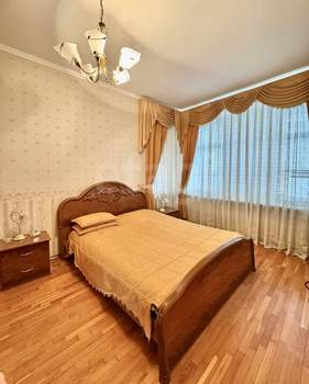 4-к квартира, вторичка, 158м2, 4/6 этаж