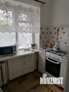 2-к квартира, вторичка, 42м2, 1/5 этаж