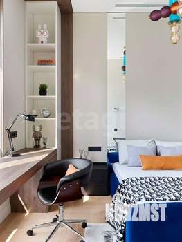4-к квартира, вторичка, 130м2, 4/6 этаж