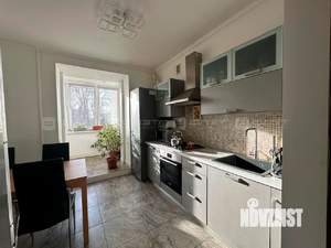 2-к квартира, вторичка, 61м2, 3/9 этаж